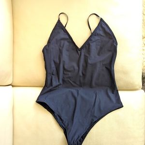 Noe v-neck black nylon bodysuit